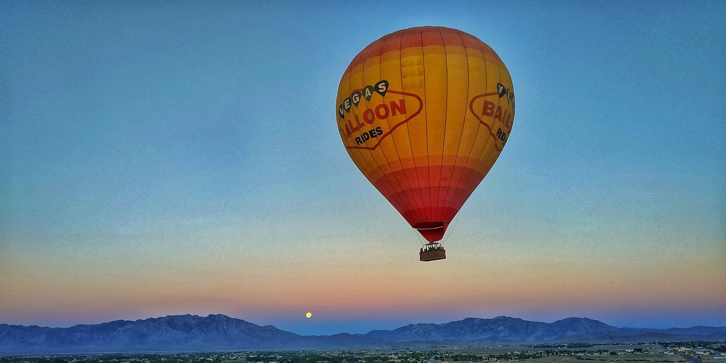 Ballon at sunrise