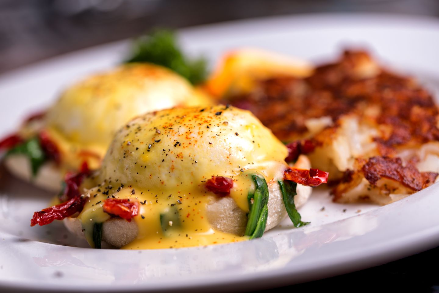 Eggs benedict