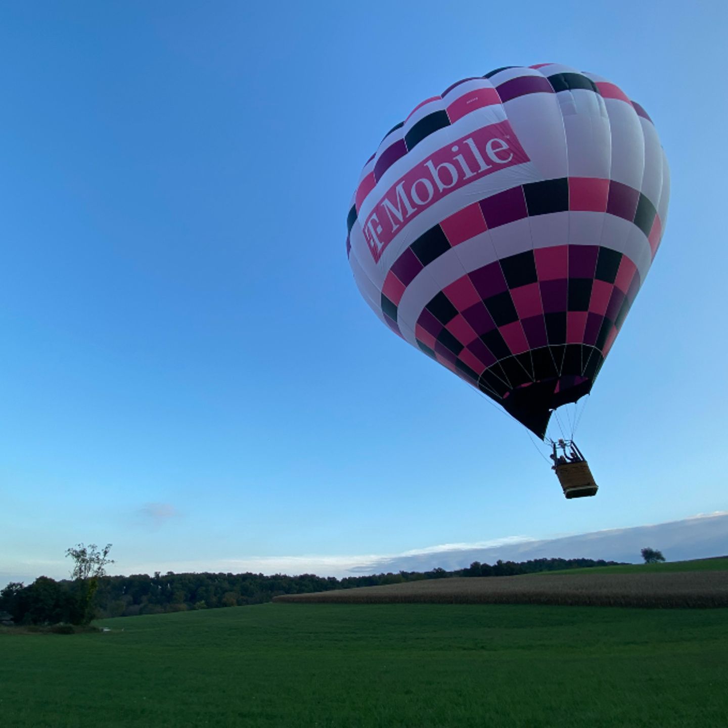 Balloon flying