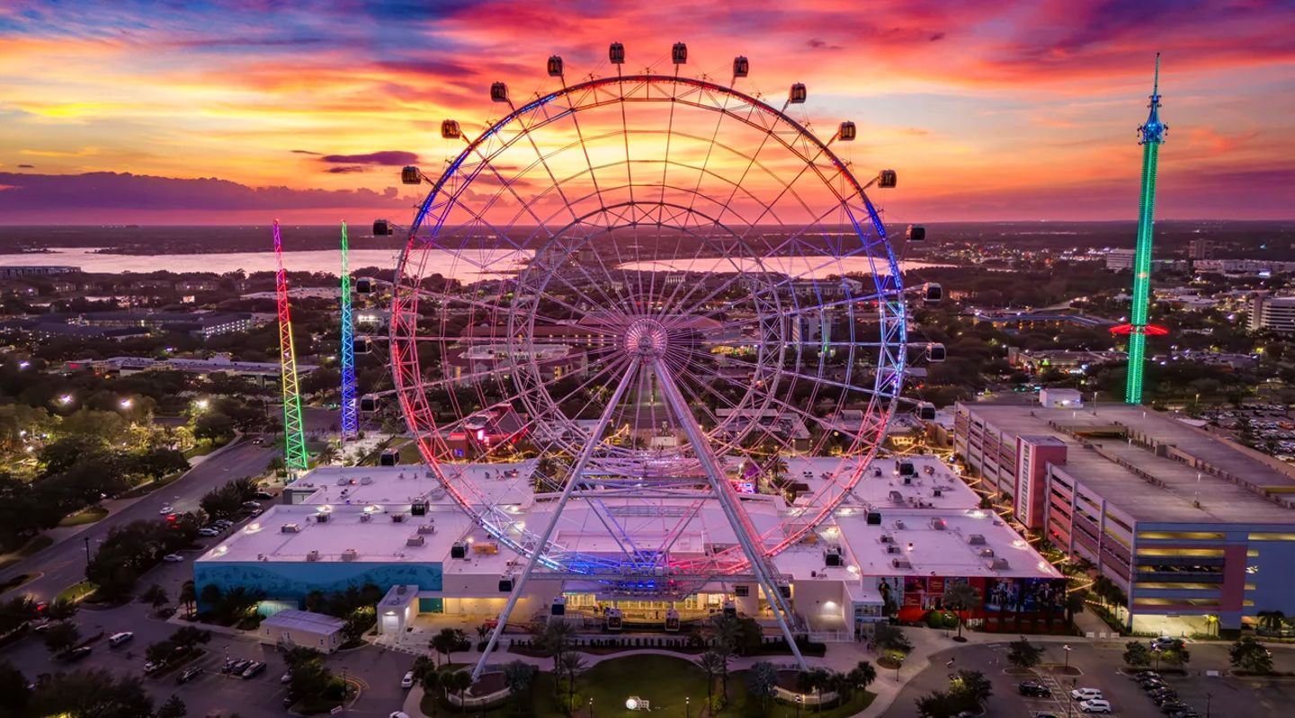 Orlando eye at sunset