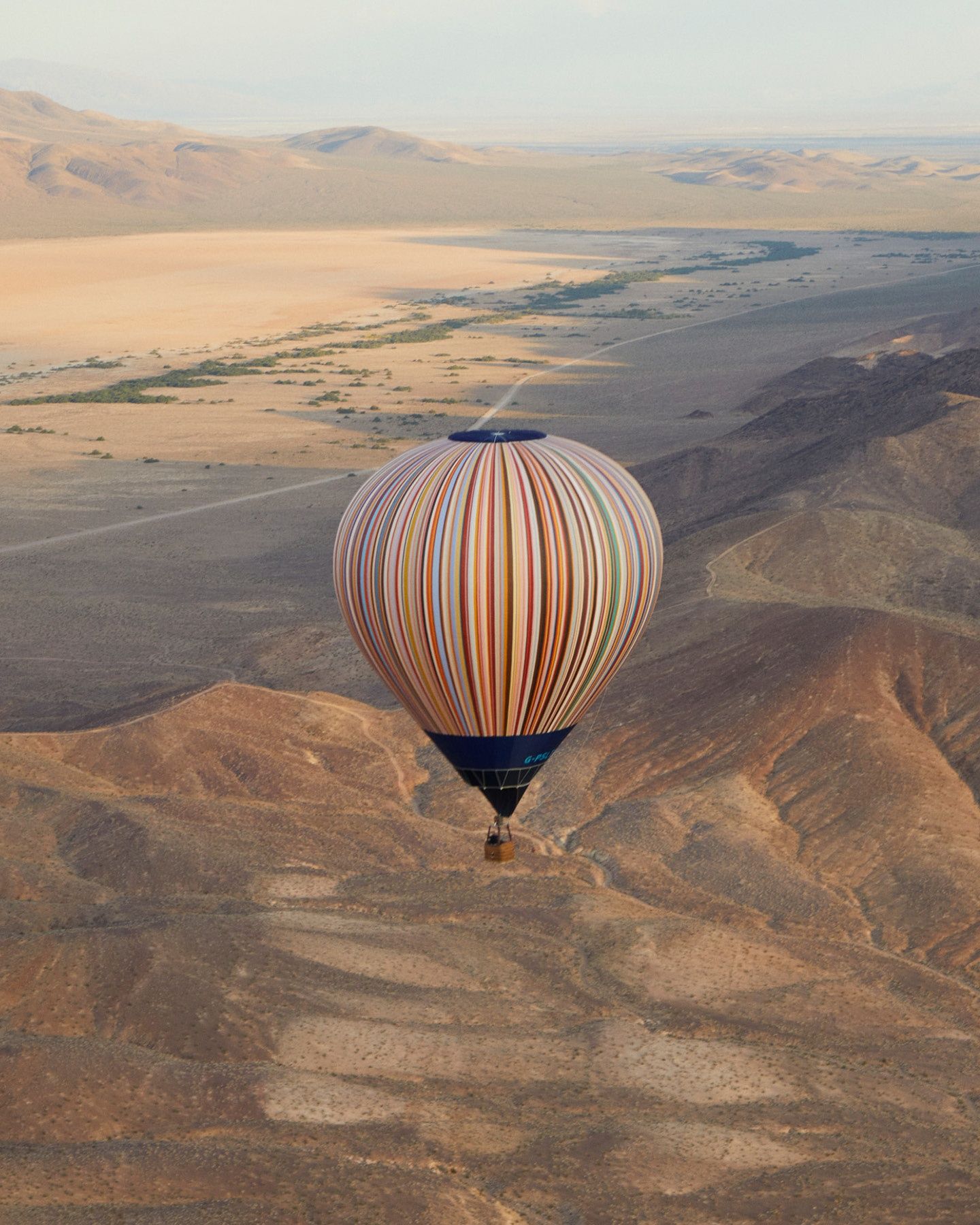 Ballon above mountains