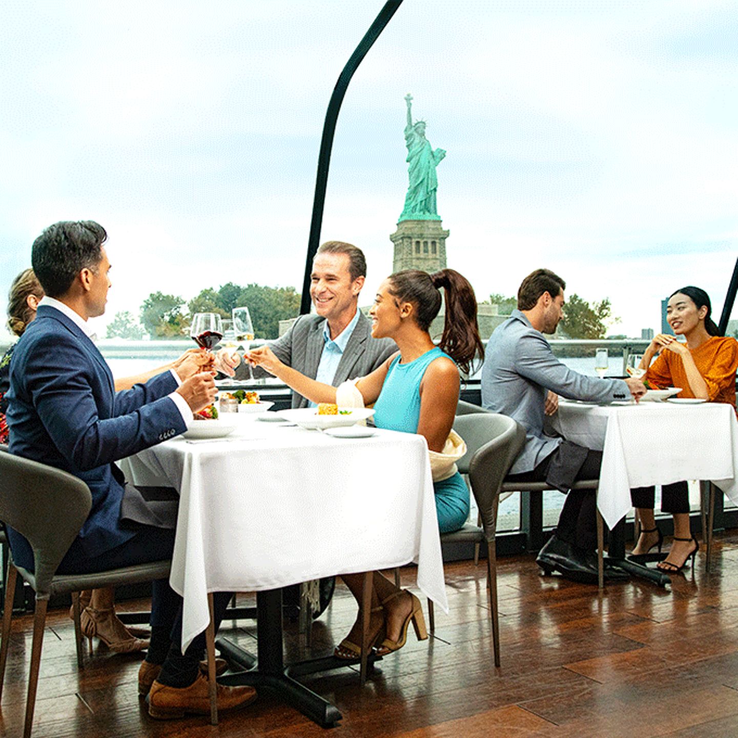 Bateaux NY Cruise
