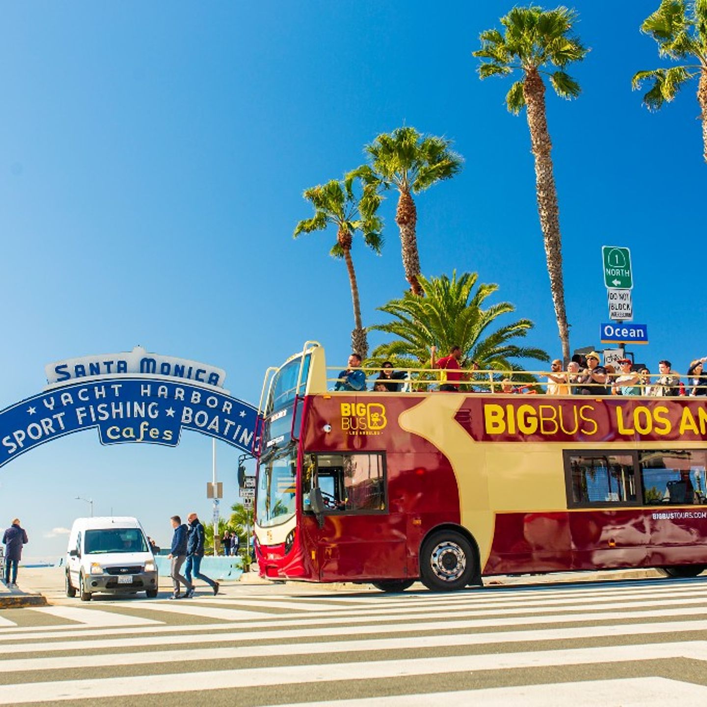 Big Bus at Santa Monica