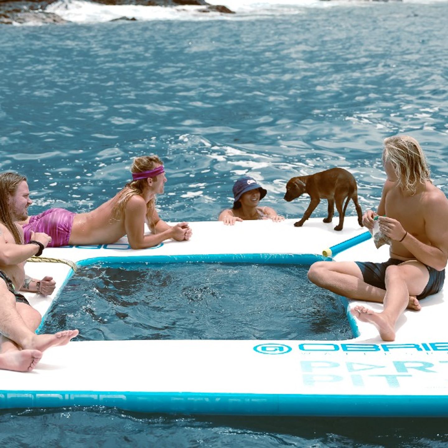 Floating mat