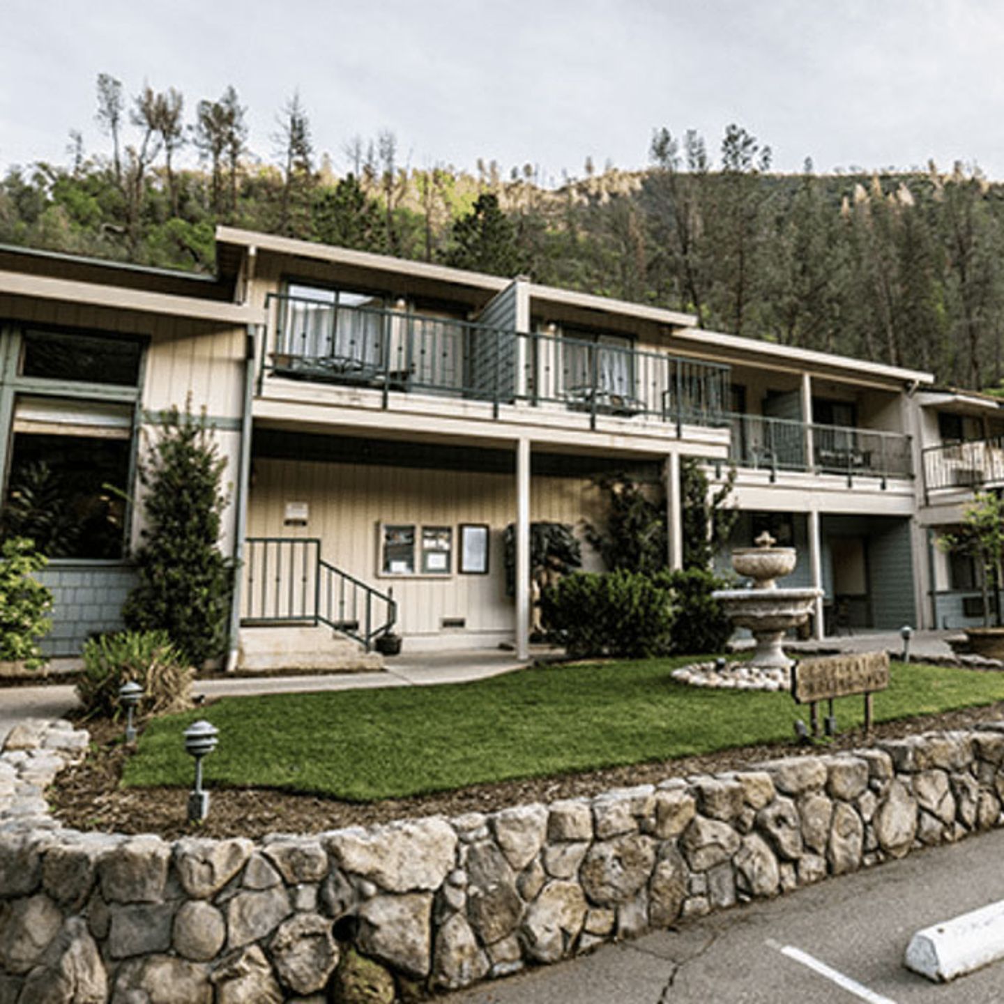 Cedar Lodge Overnight Stay