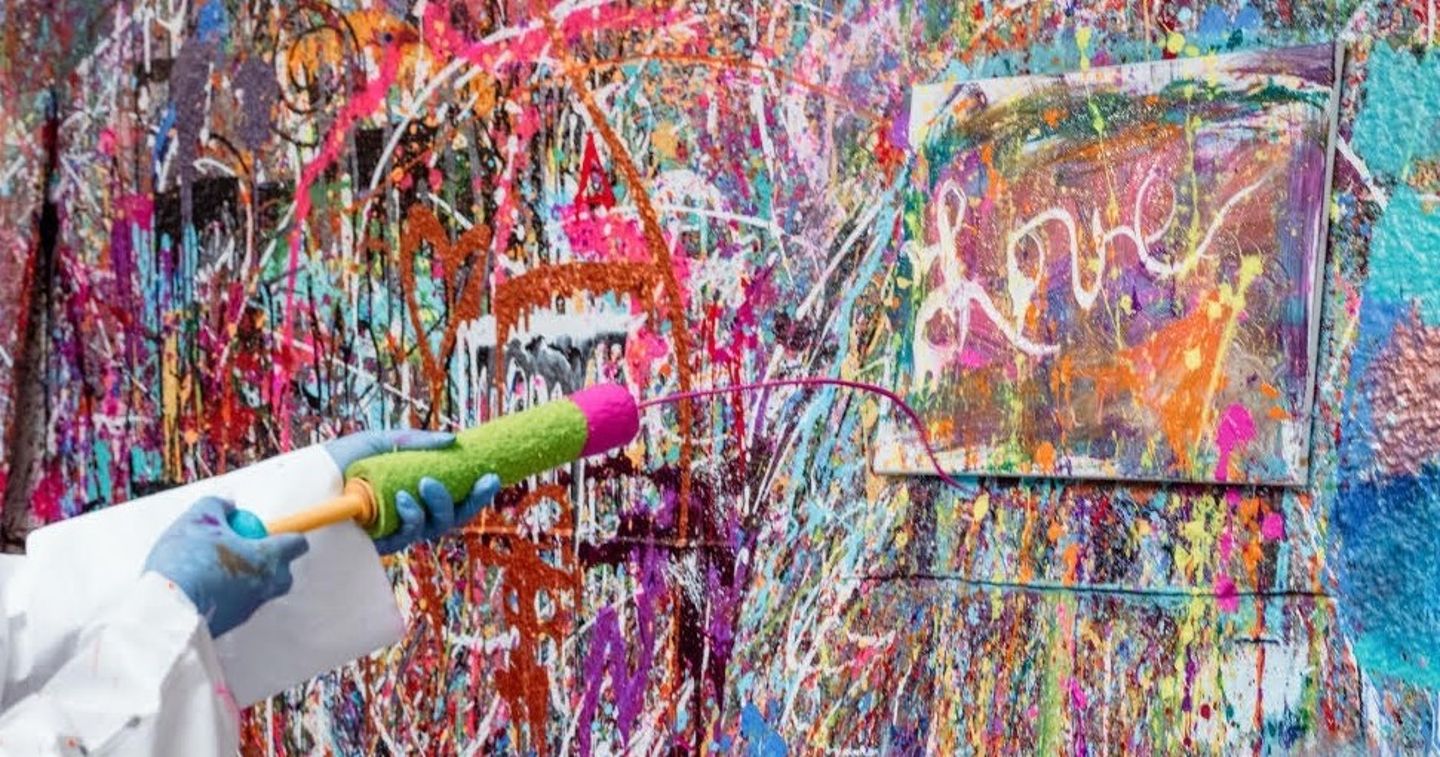 Splatter paint