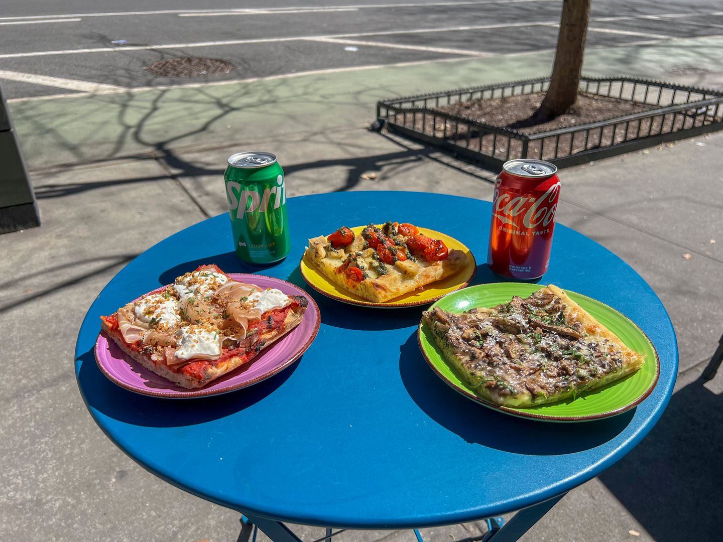 Pizza and Drinks for 2