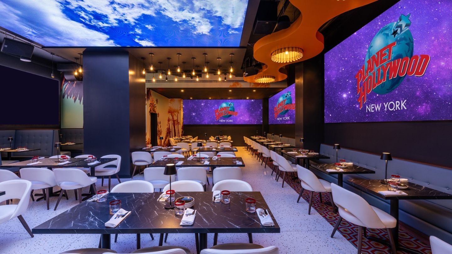 Planet Hollywood Dining Area
