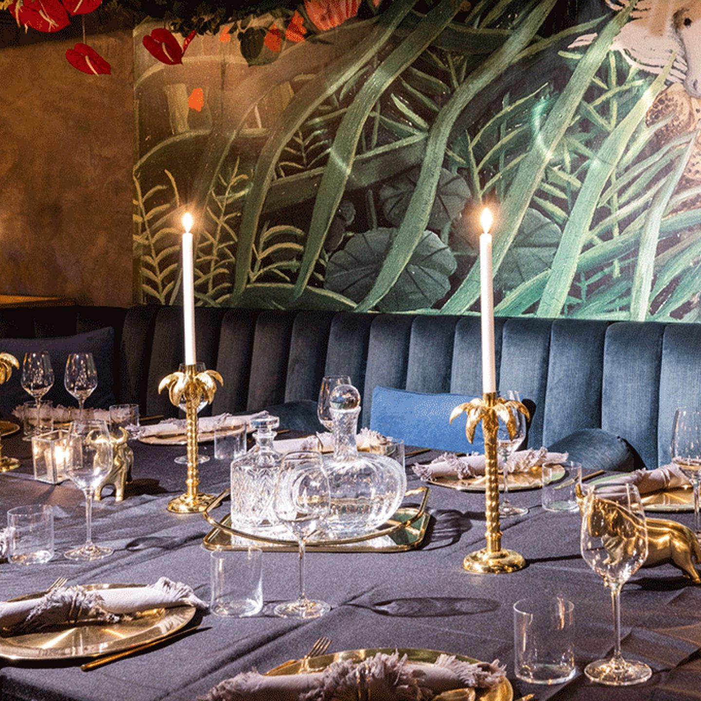 Loulou Petit Bistro & Speakeasy