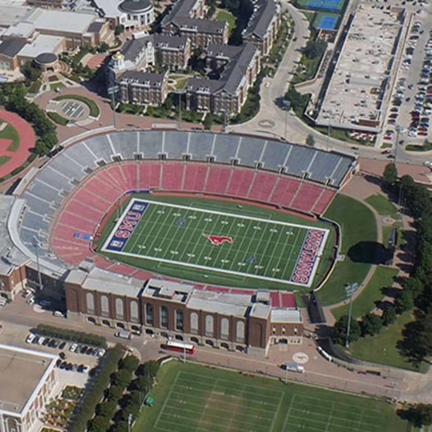 Sightseeing Airplane Tour over SMU Stadium Dallas 