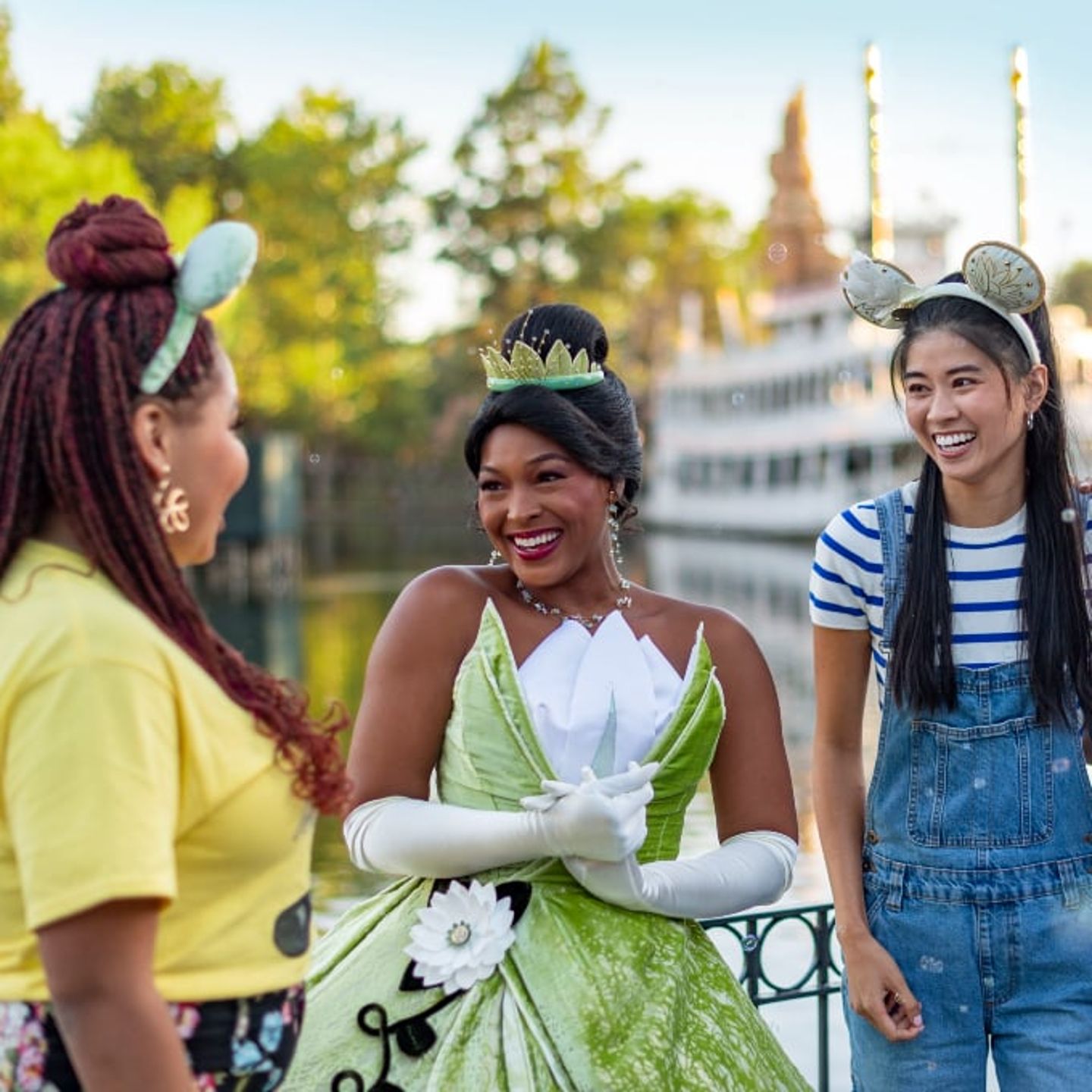 Girls with ©Disney Princess Tiana