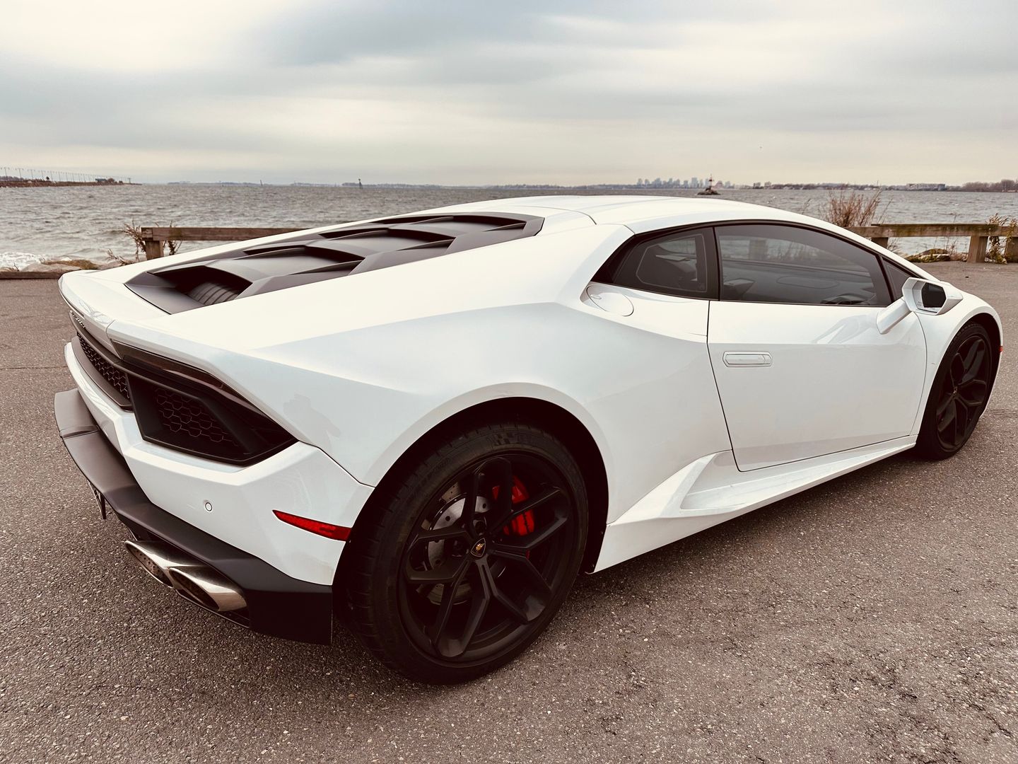 Race on IndyCar Street Track