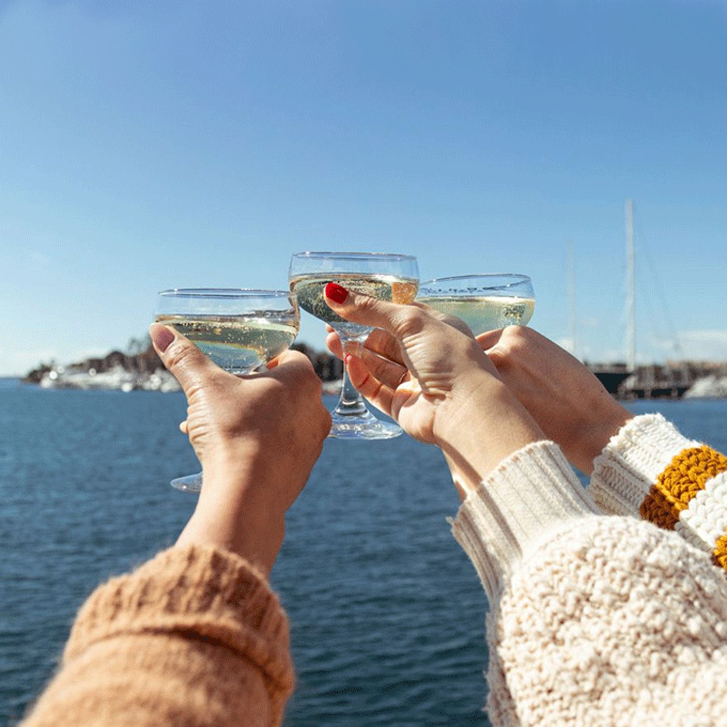 Drinks on Brunch Cruise