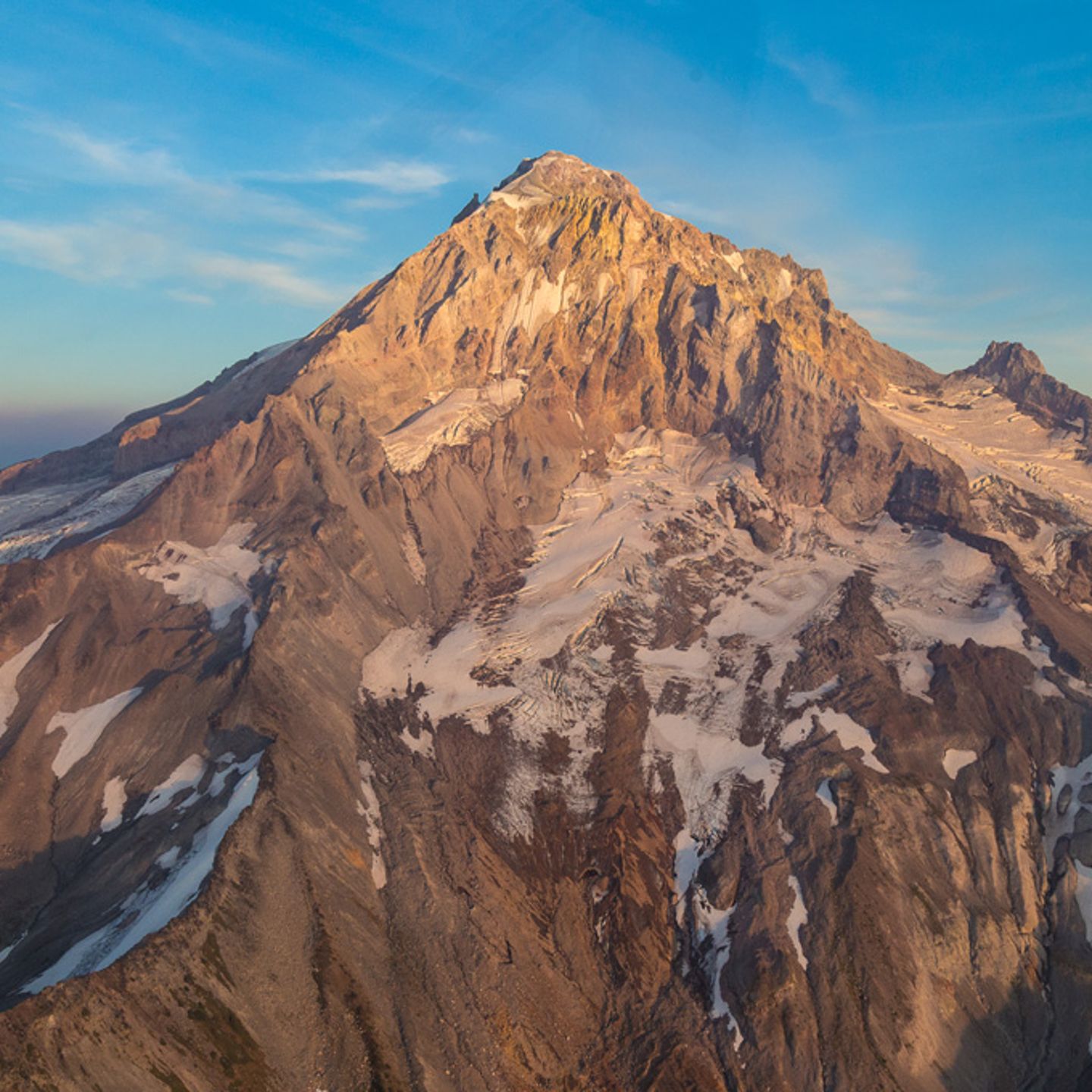 Mount Hood Flight From Portland