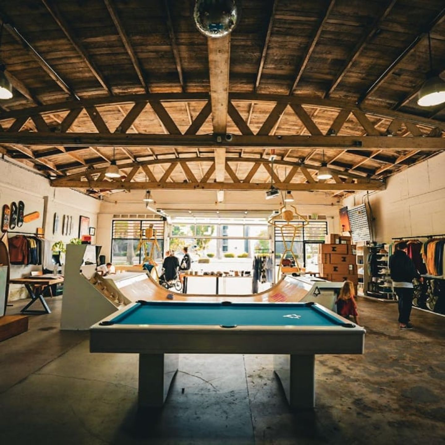Pool table