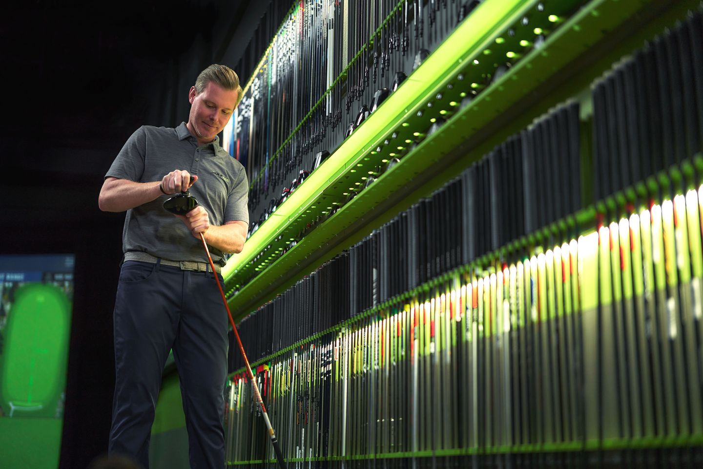 Man working on club
