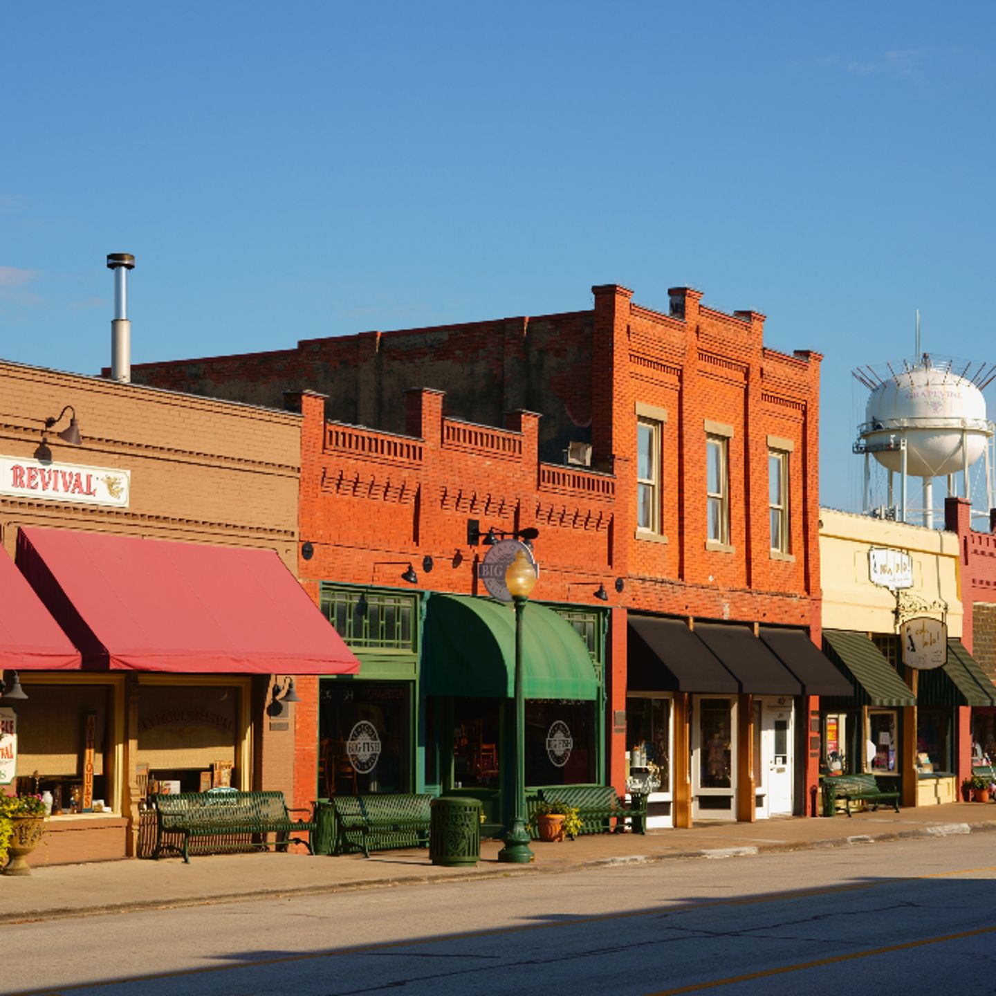 Strip mall