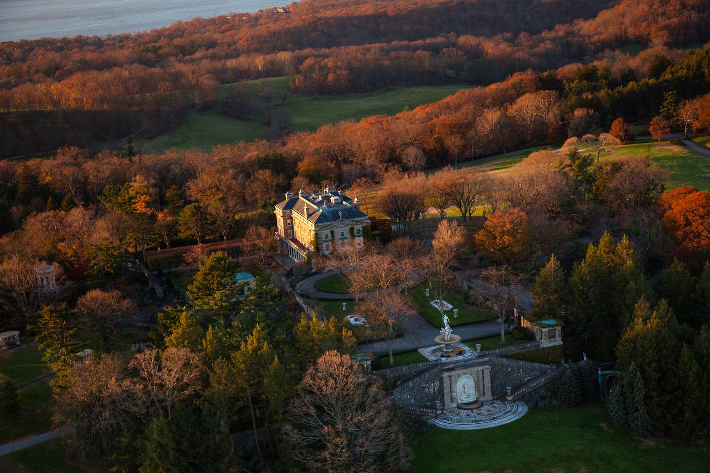 Lyndhurst Mansion