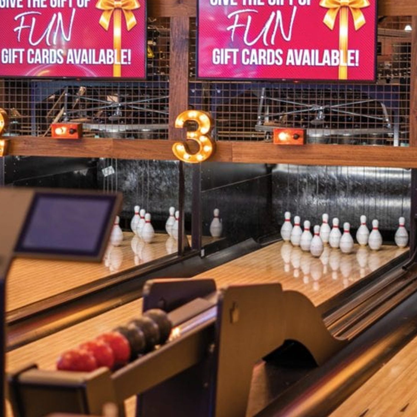 Bowling lane
