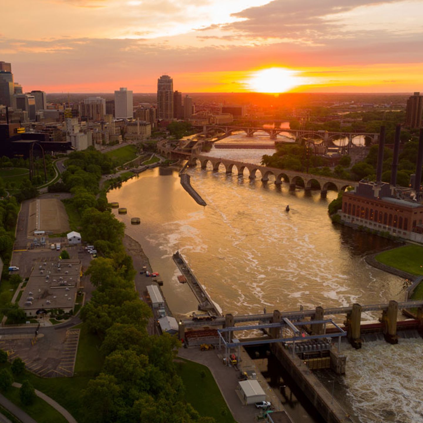 Minneapolis Sunset Airplane Tour