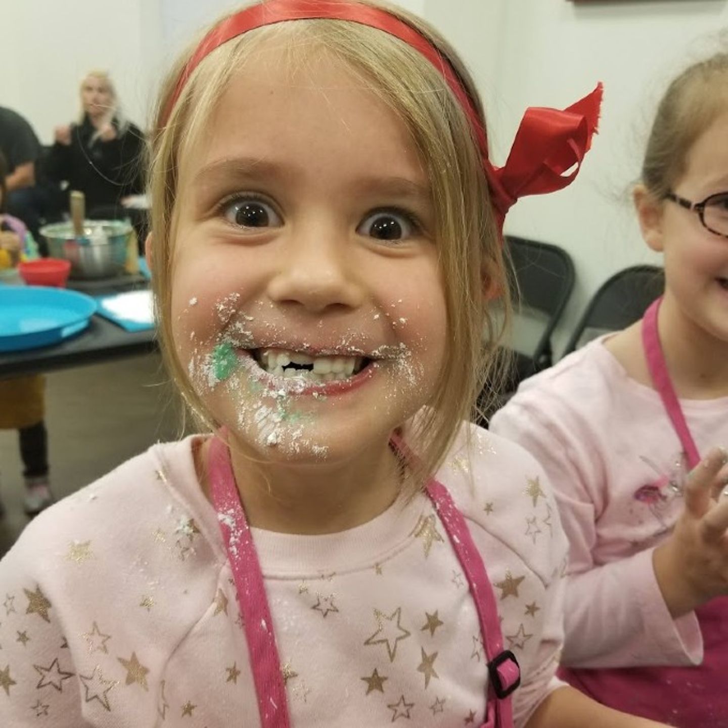 Little girl trying creation