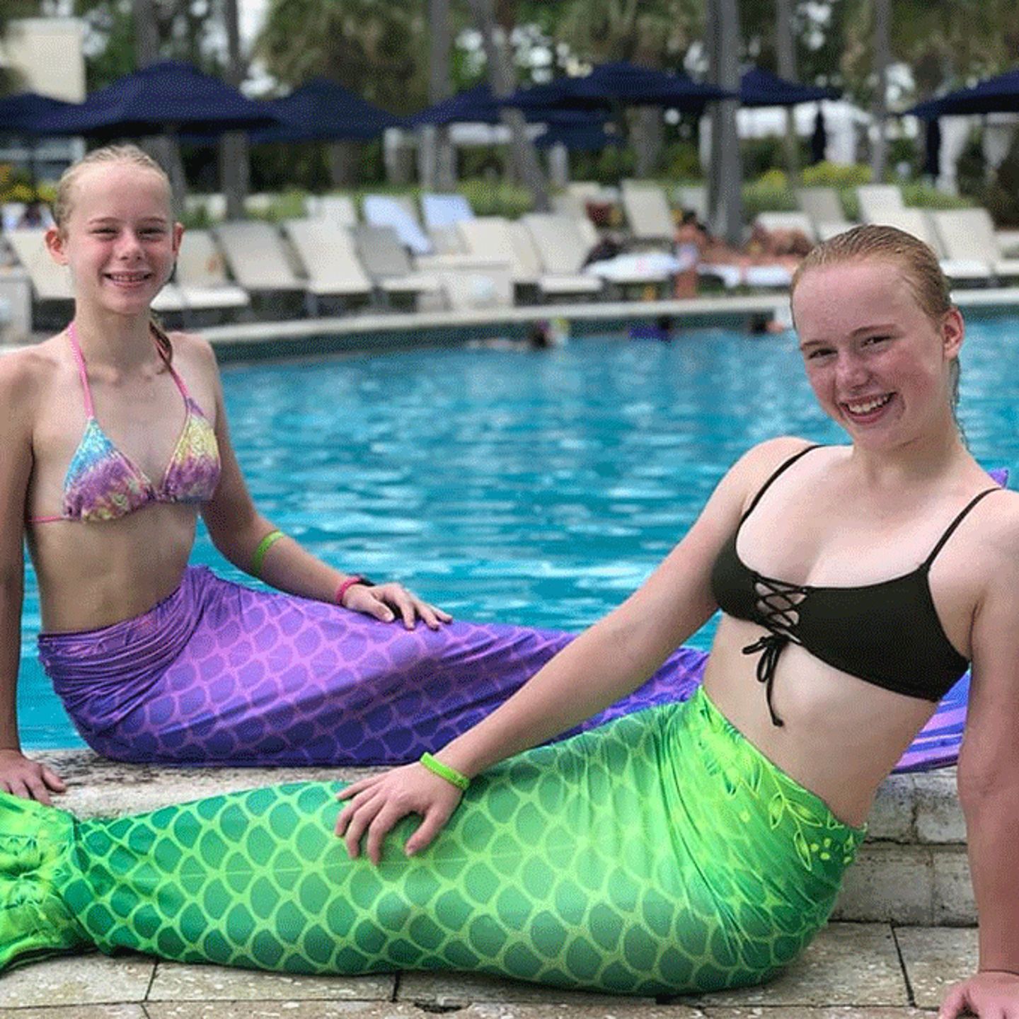 Mermaids Sitting