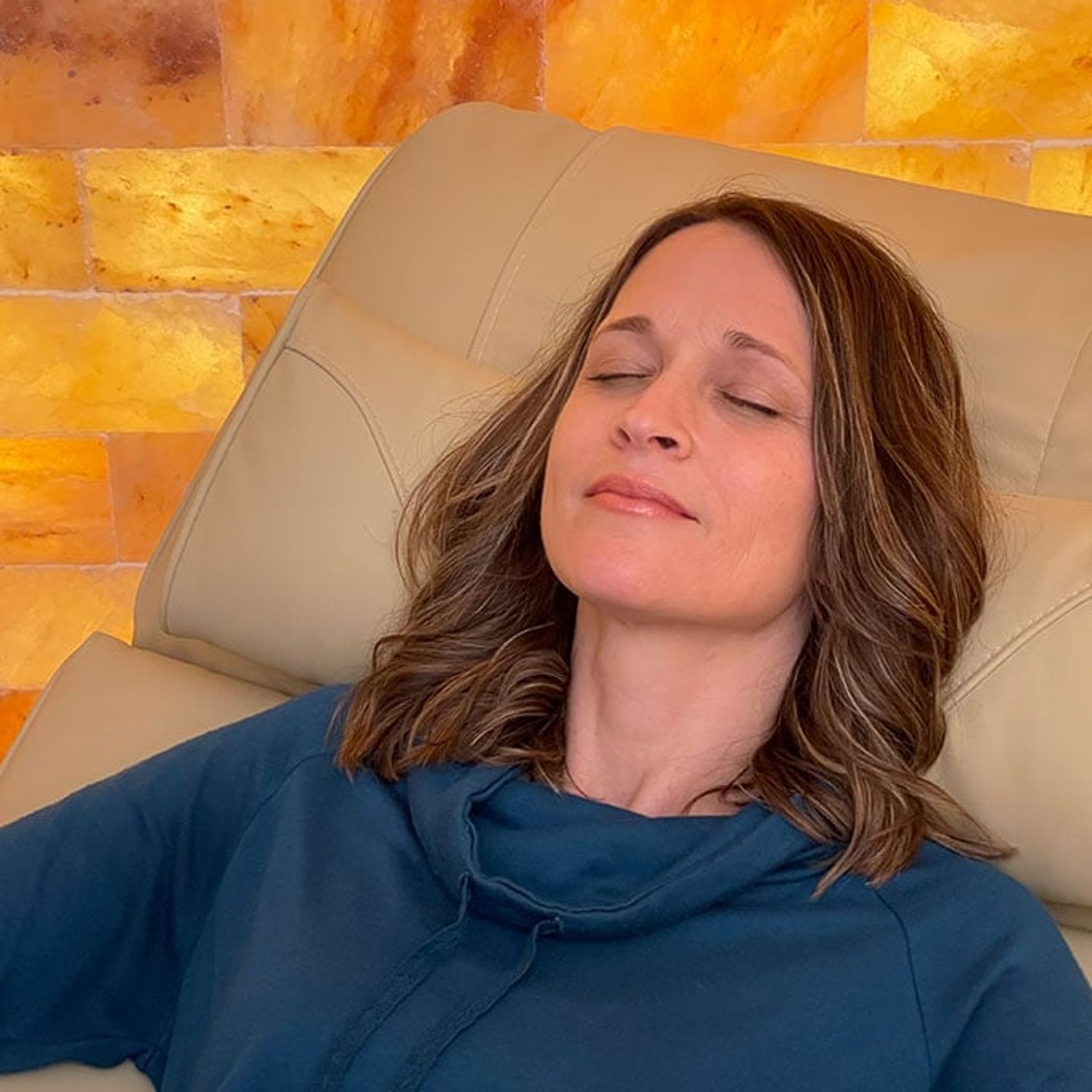 Relaxing Salt Therapy Session