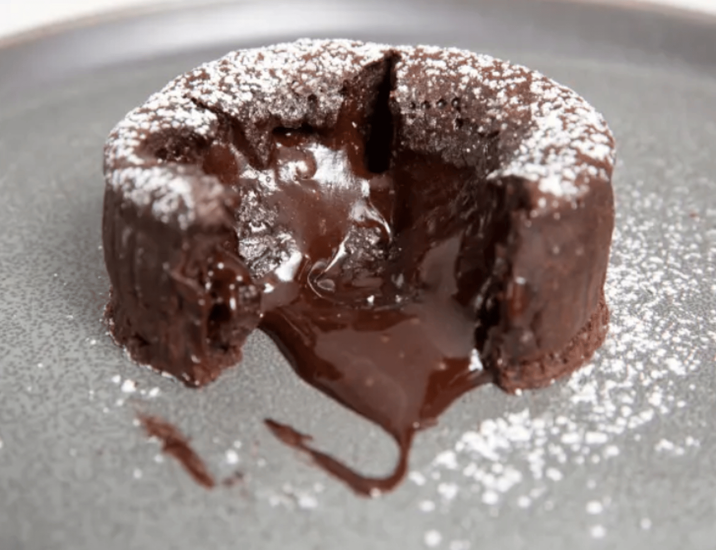 Molten lava cake