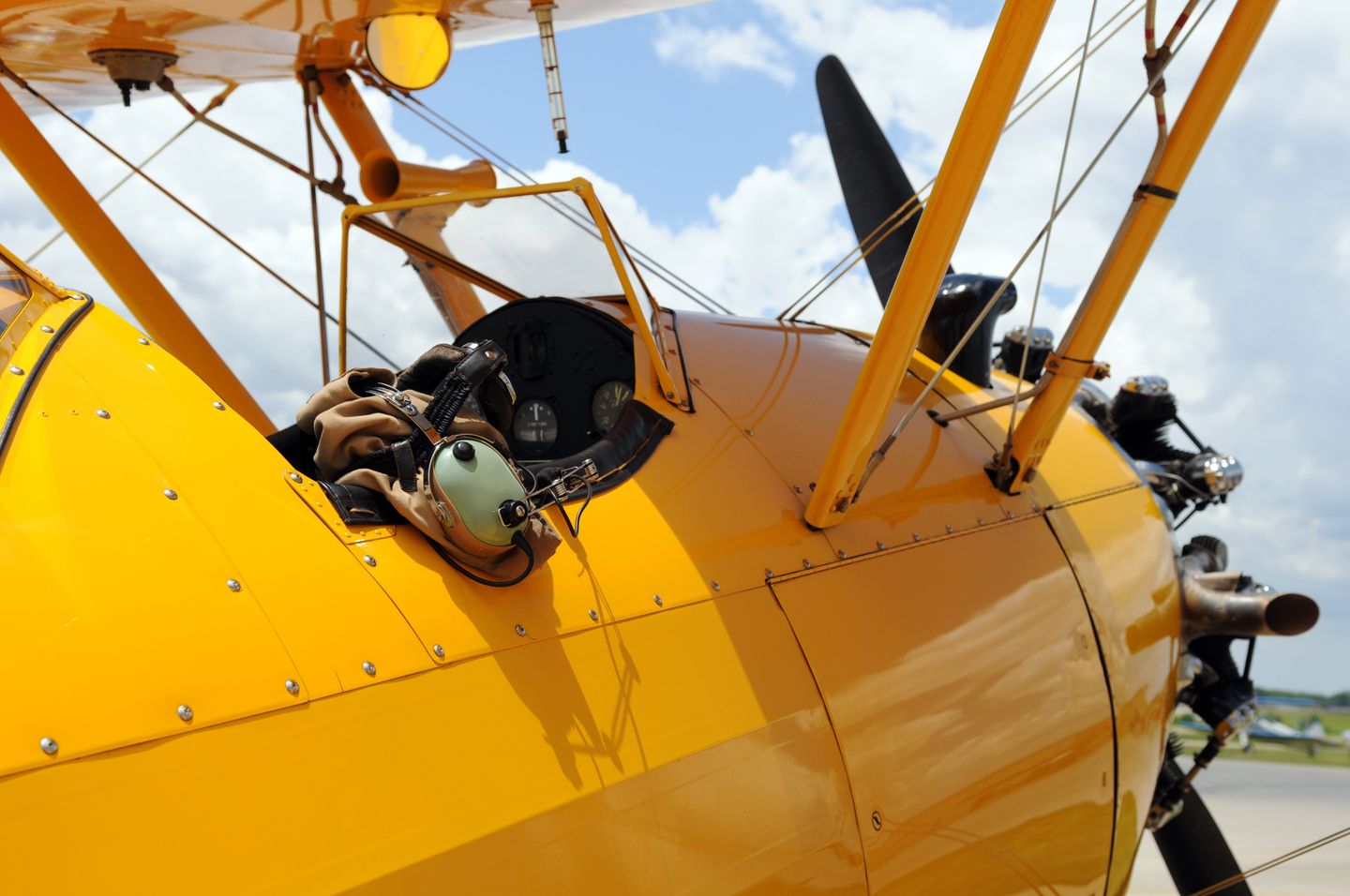 Open Cockpit Plane