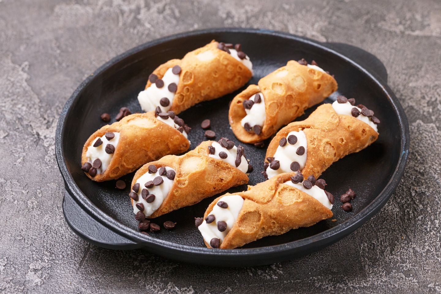 Cannolis