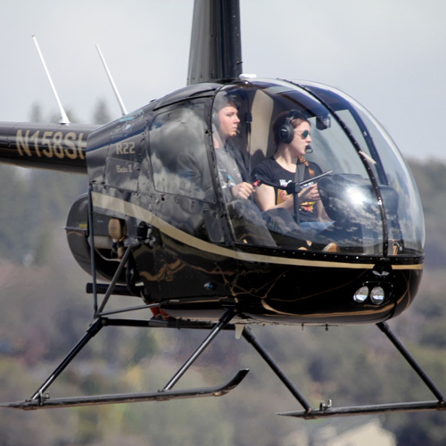 R-22 Learn to Fly California