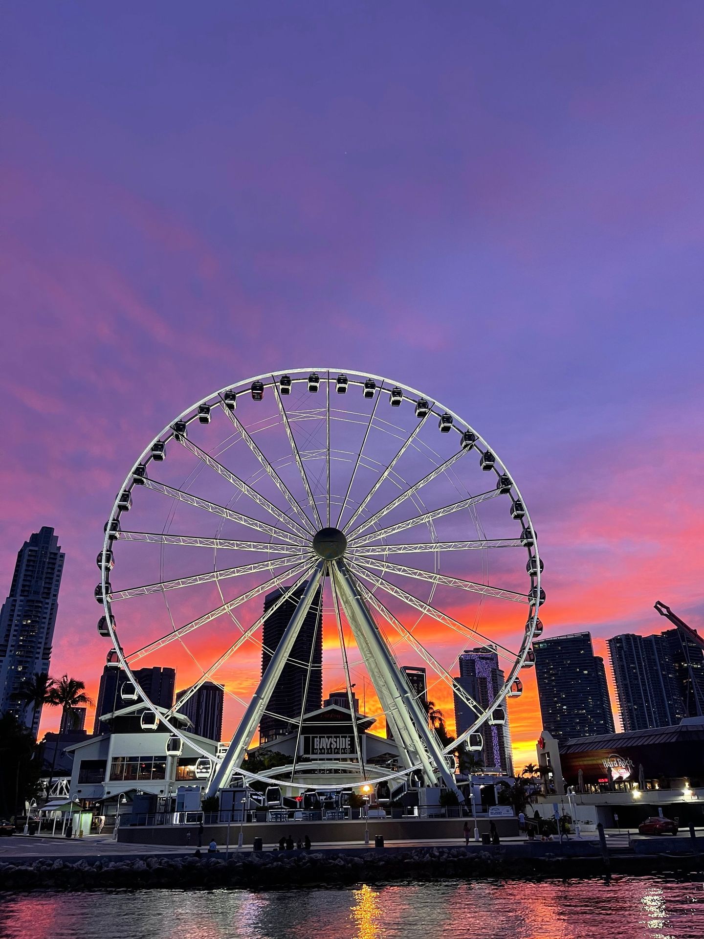 Ferris wheel at sunset
