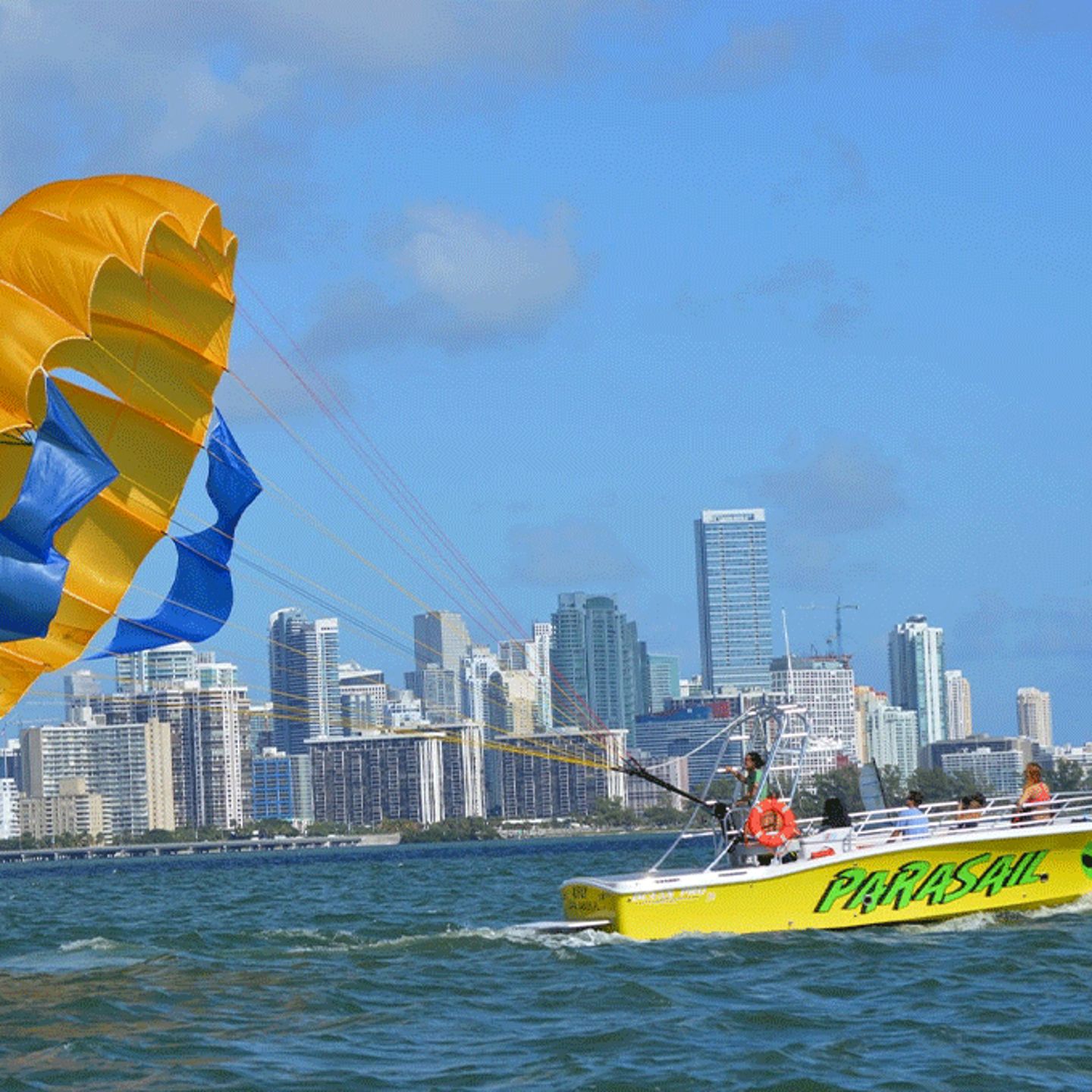 Parasail in Biscayne