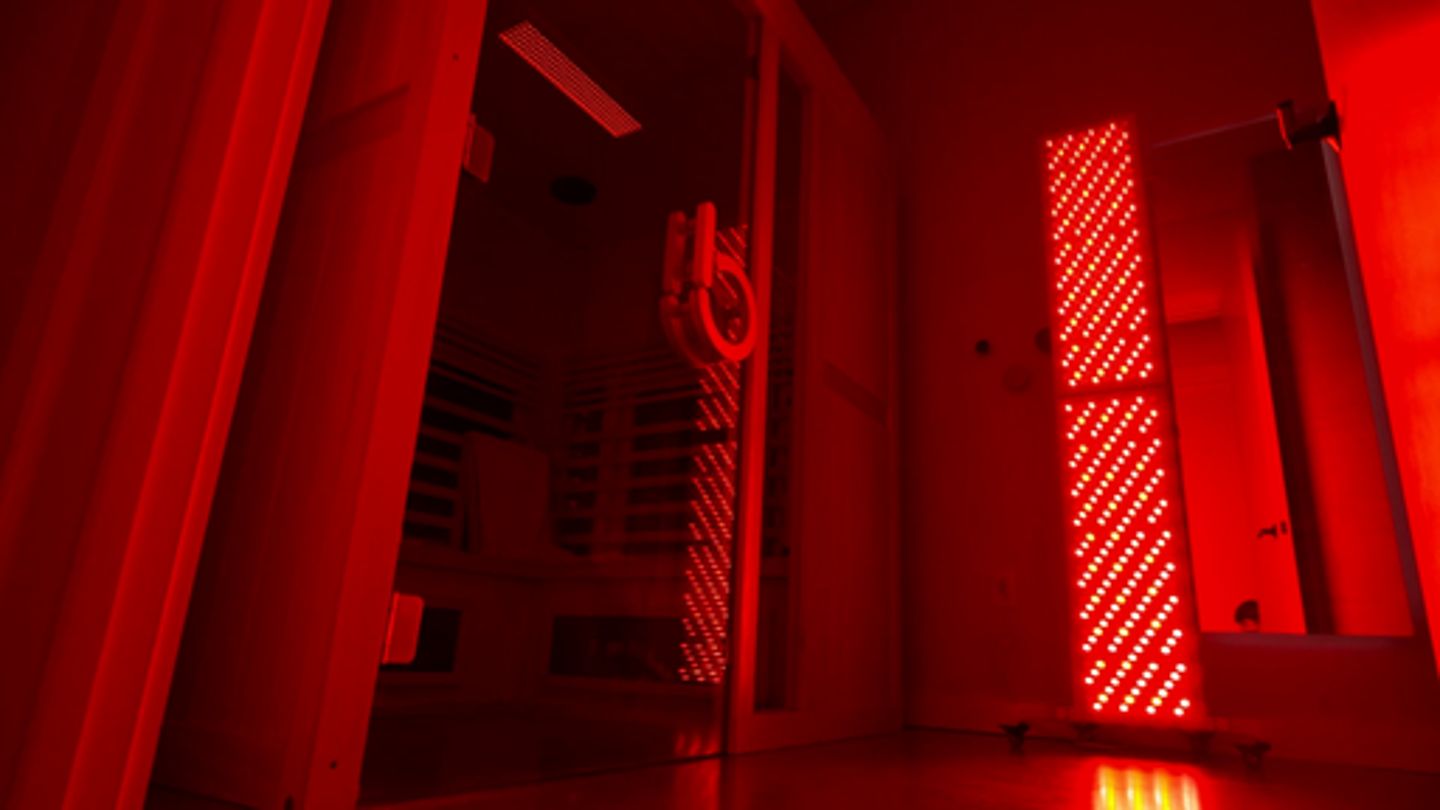 Red light room