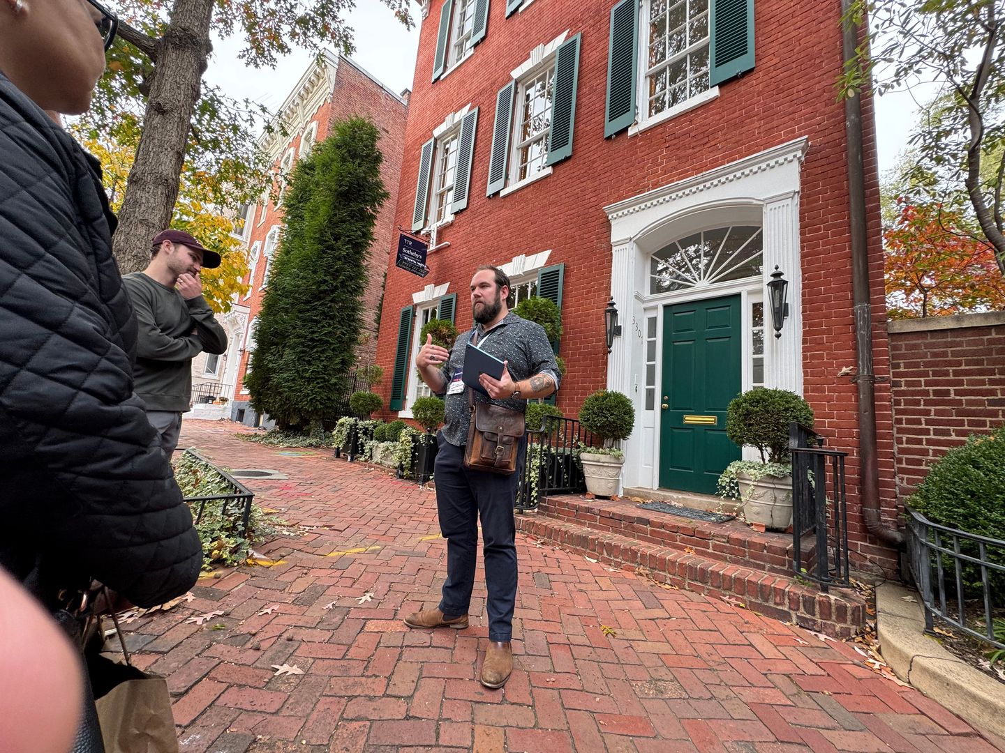 DC Tour Guide