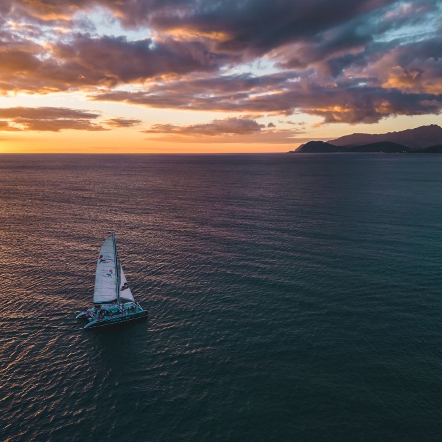 Sunset Sailing Cruise