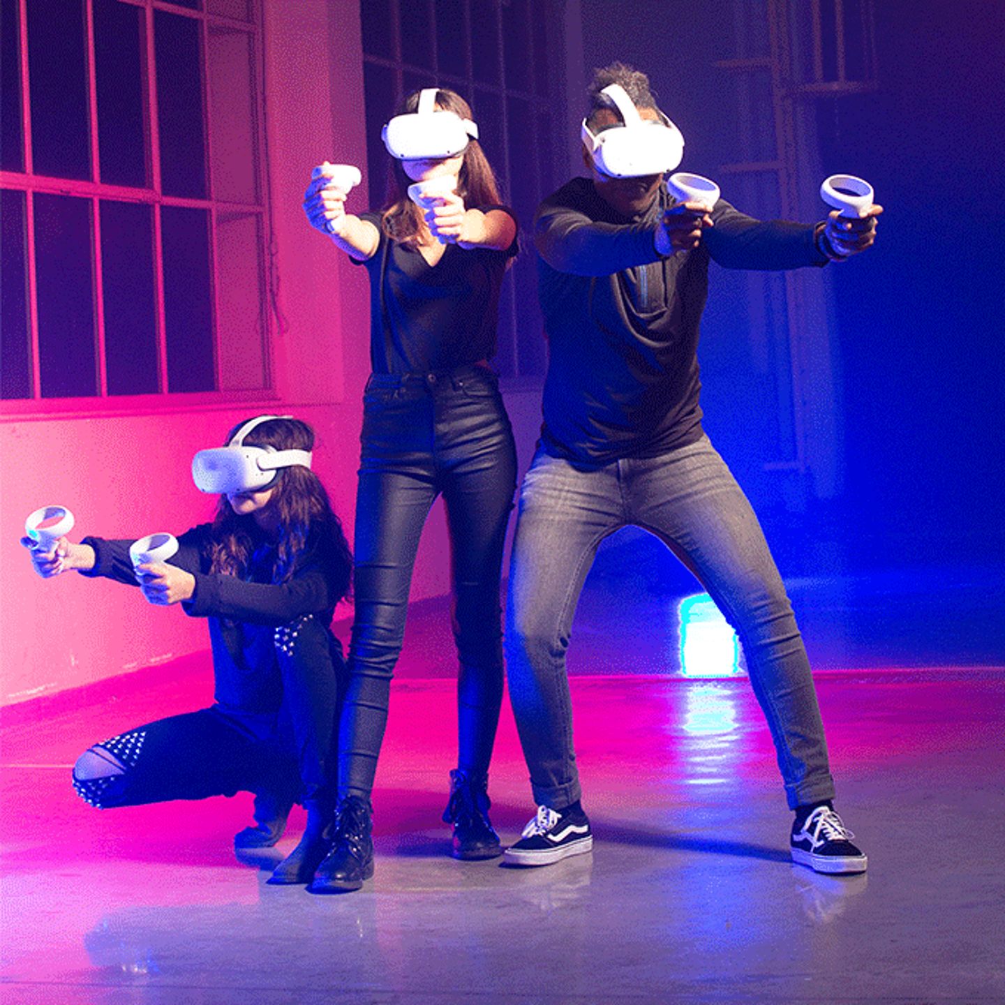 Free-Roaming Virtual Reality Escape Room 