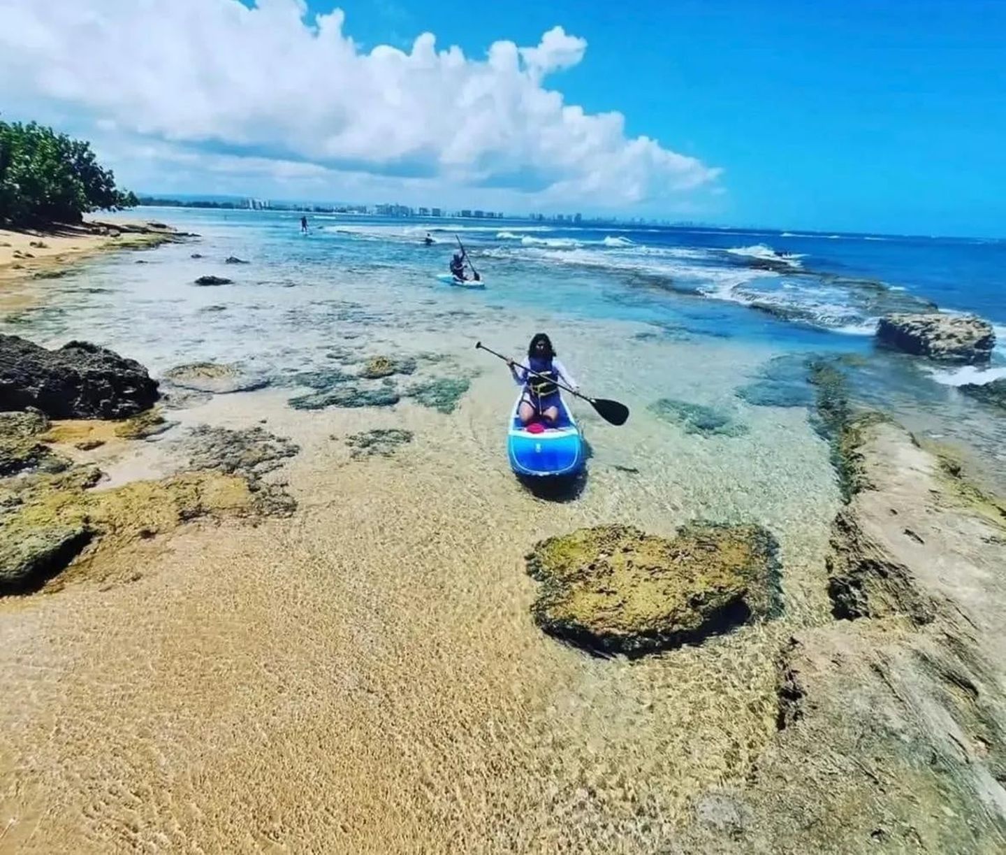 People on paddleboard