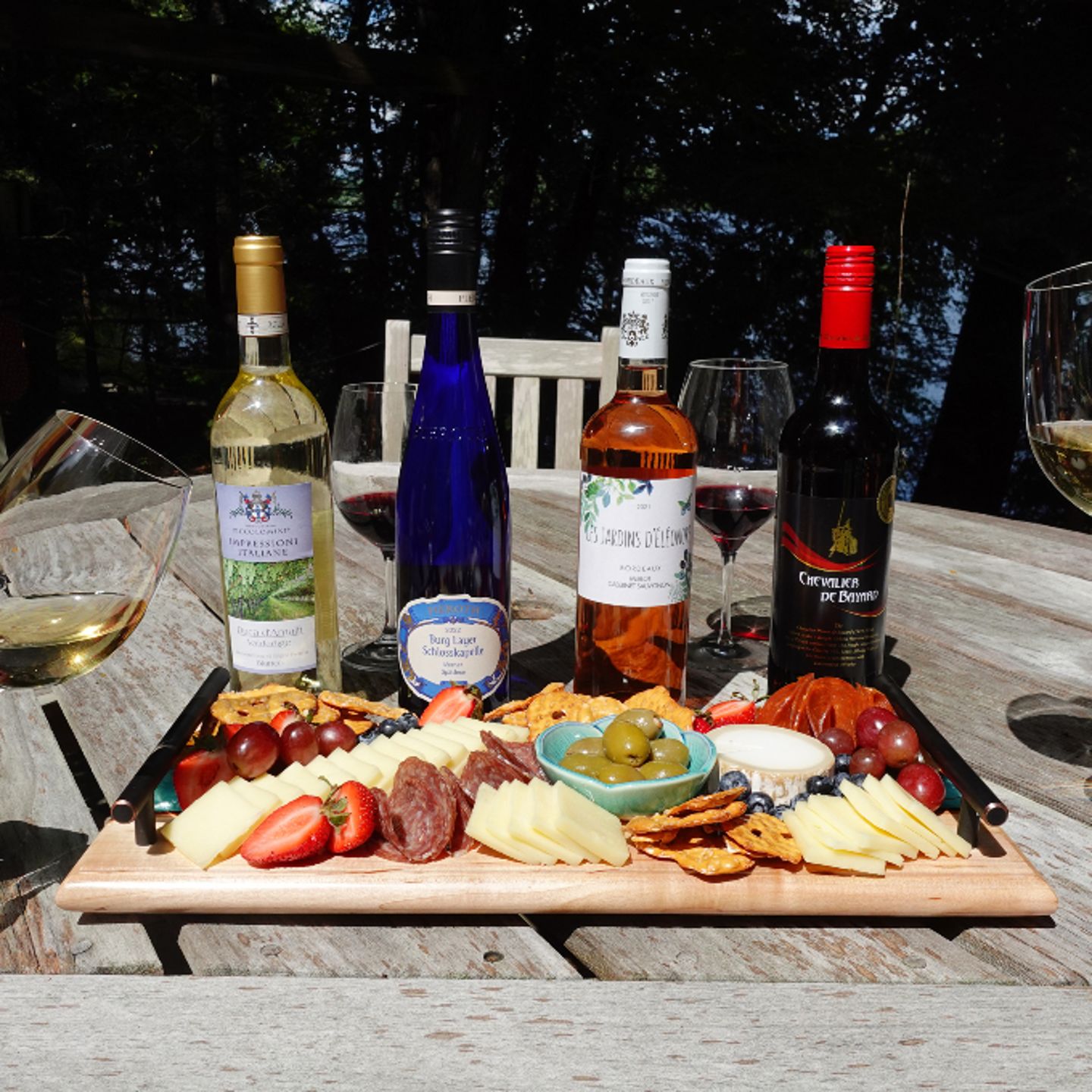 Wine with cheese plate