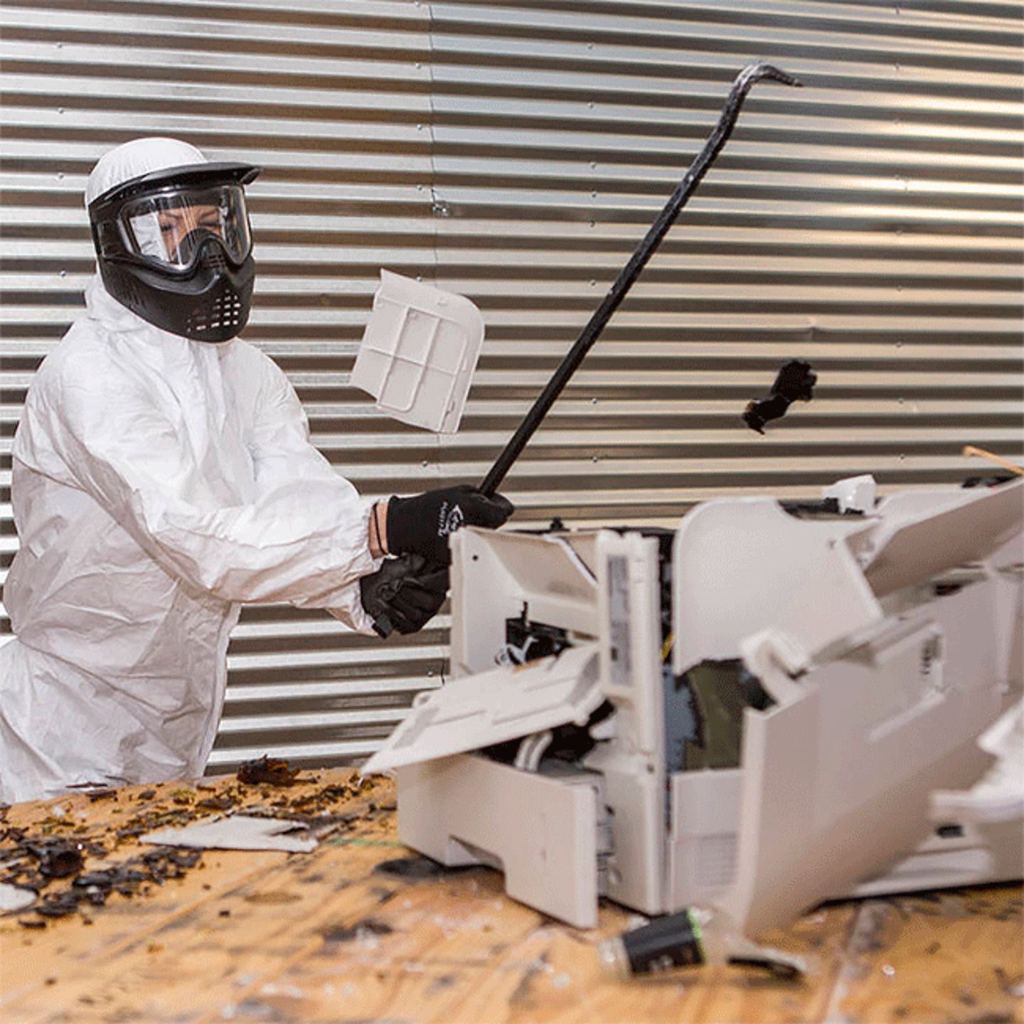 Destroy a Computer during Las Vegas Rage Room