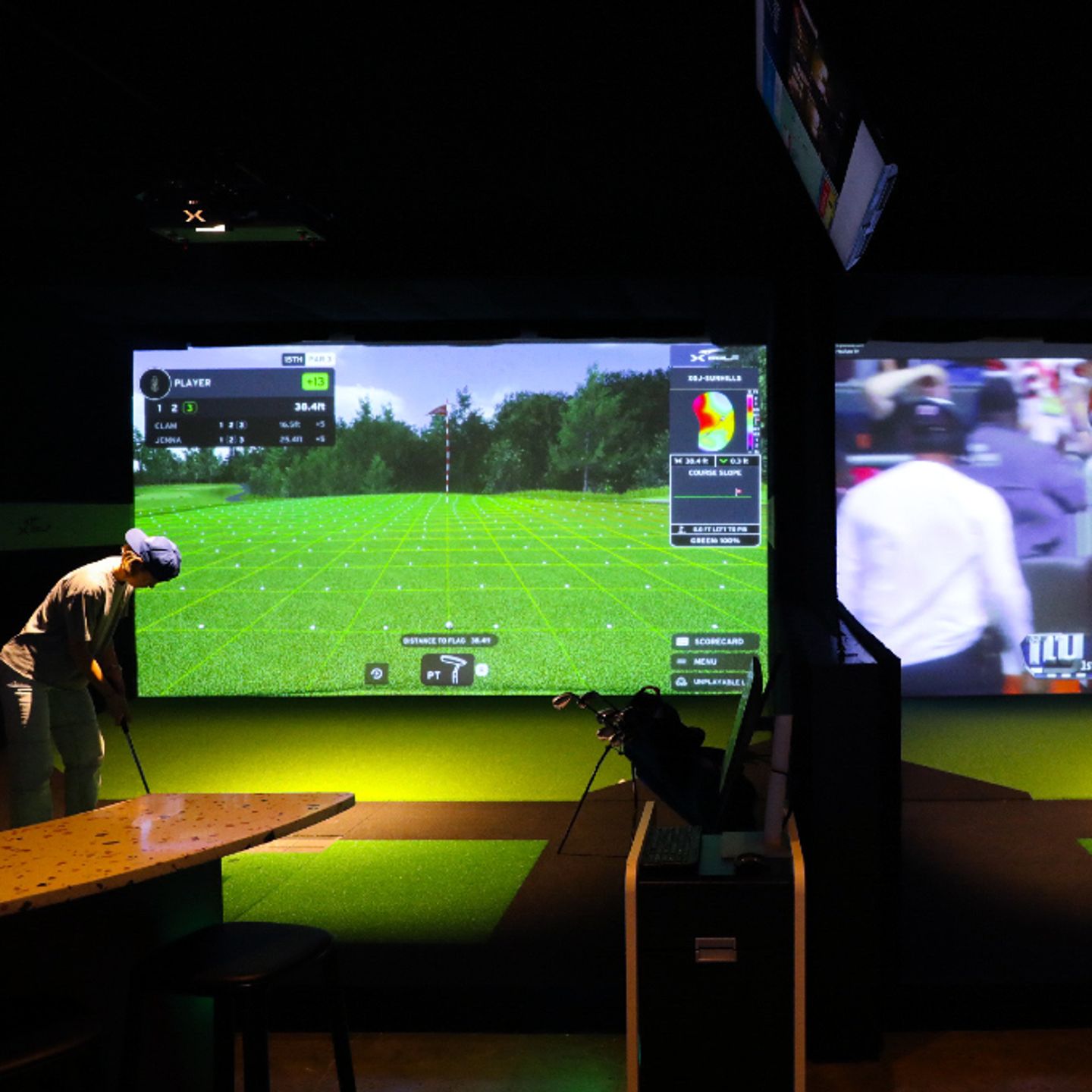 Golf simulator