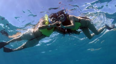 Wai’anae Coast All-Inclusive Snorkeling Cruise and Buffet for Two