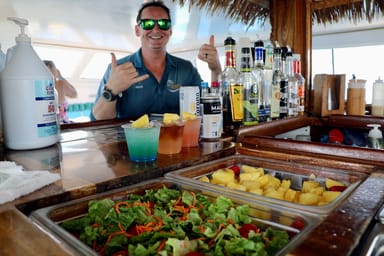 Wai’anae Coast All-Inclusive Snorkeling Cruise and Buffet for Two