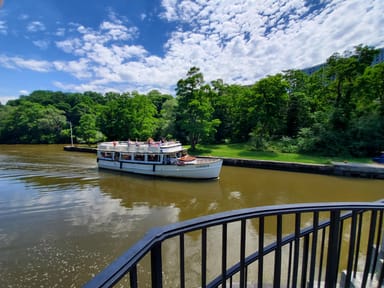 Scenic Cruise Through the Erie Canal