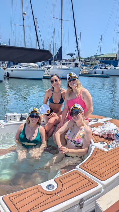 Private Hot Tub Boat Cruise on San Francisco Bay