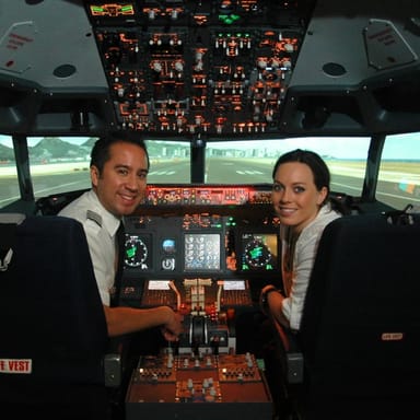 30-Minute Boeing-737 Flight Simulator Experience