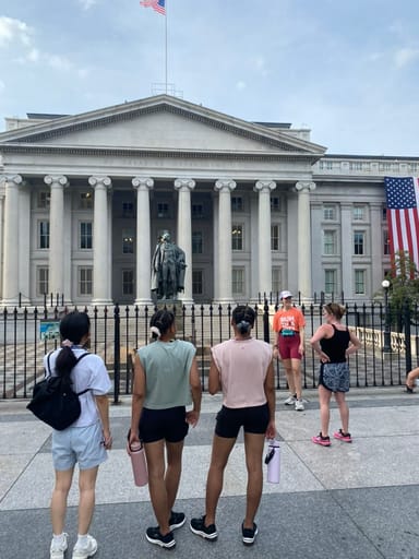 Mall to Monuments Running Tour