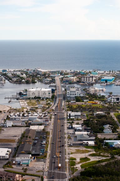 Fort Myers Beach Helicopter Tour and Scenic Cruise