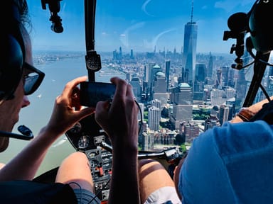 Private Doors-On Helicopter Tour for Two Over the Brooklyn Bridge