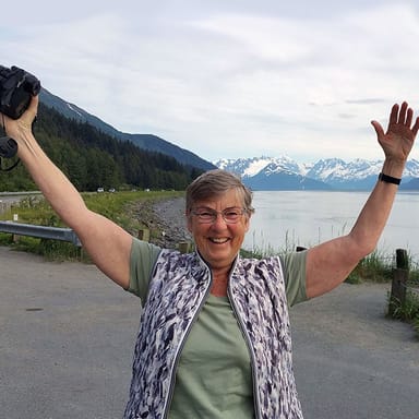 Wilderness, Wildlife and Glaciers Photo Tour